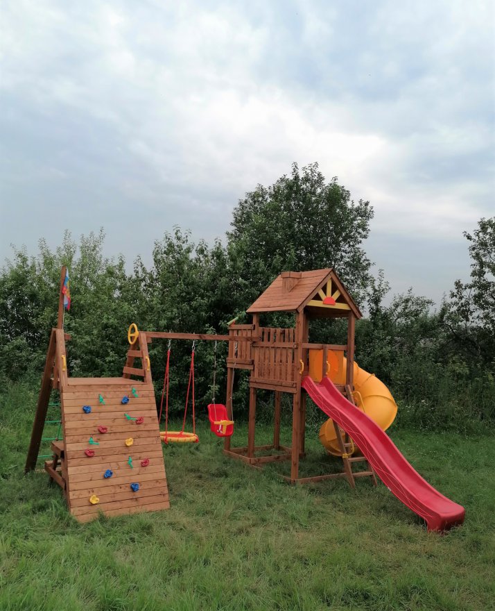 Детский городок Выше Всех Победа со спиральной горкой