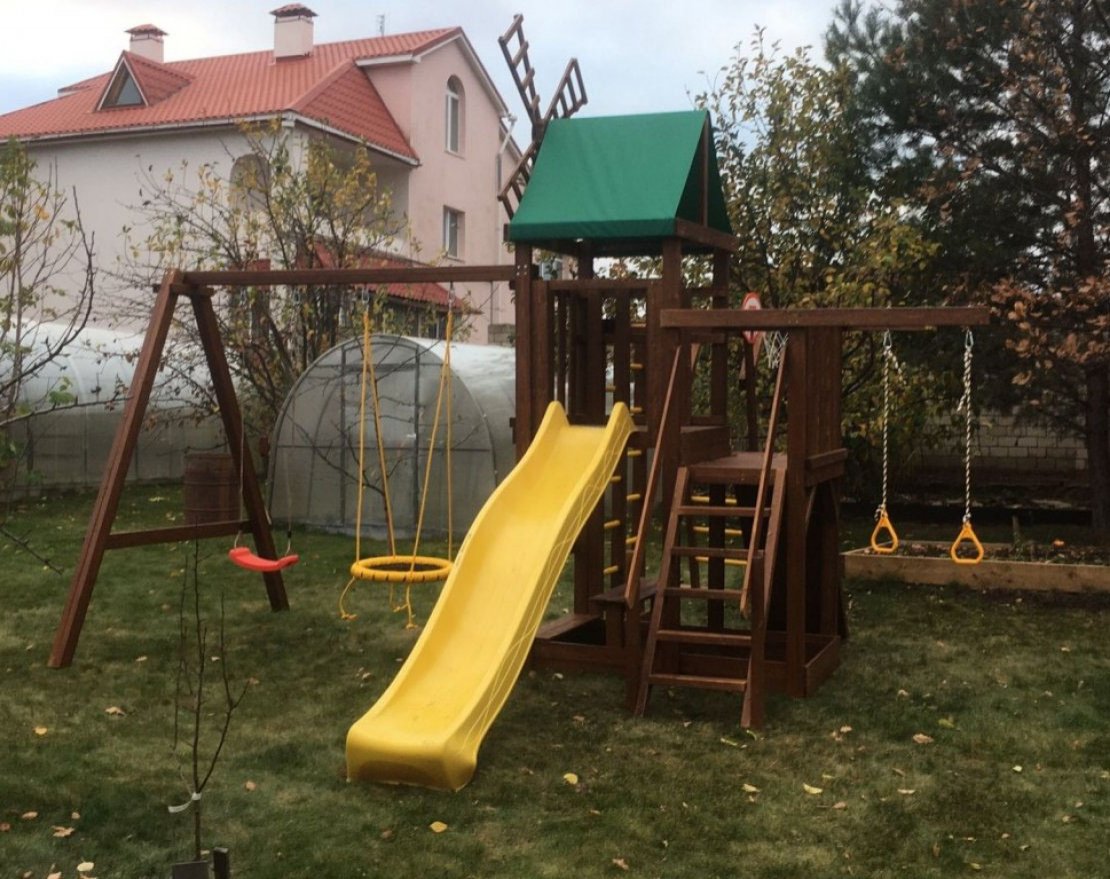 Спорткомплекс для улицы с бесшовным резиновым покрытием - вид 1